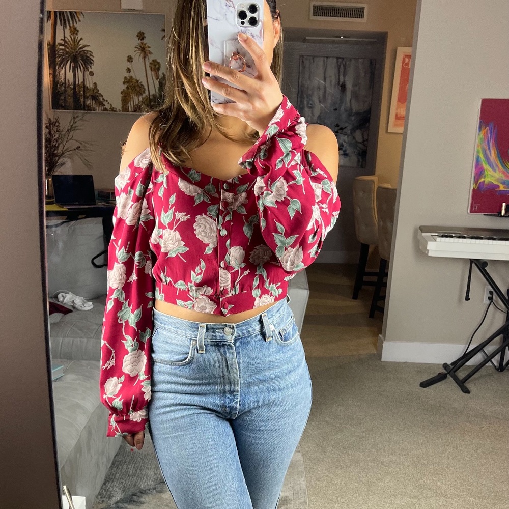 Romantics Flynn Skye off the shoulder top